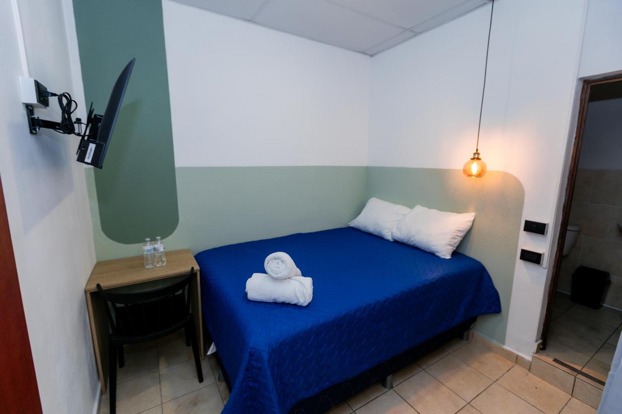 Friendly House Hotel Santa Tecla Bagian luar foto