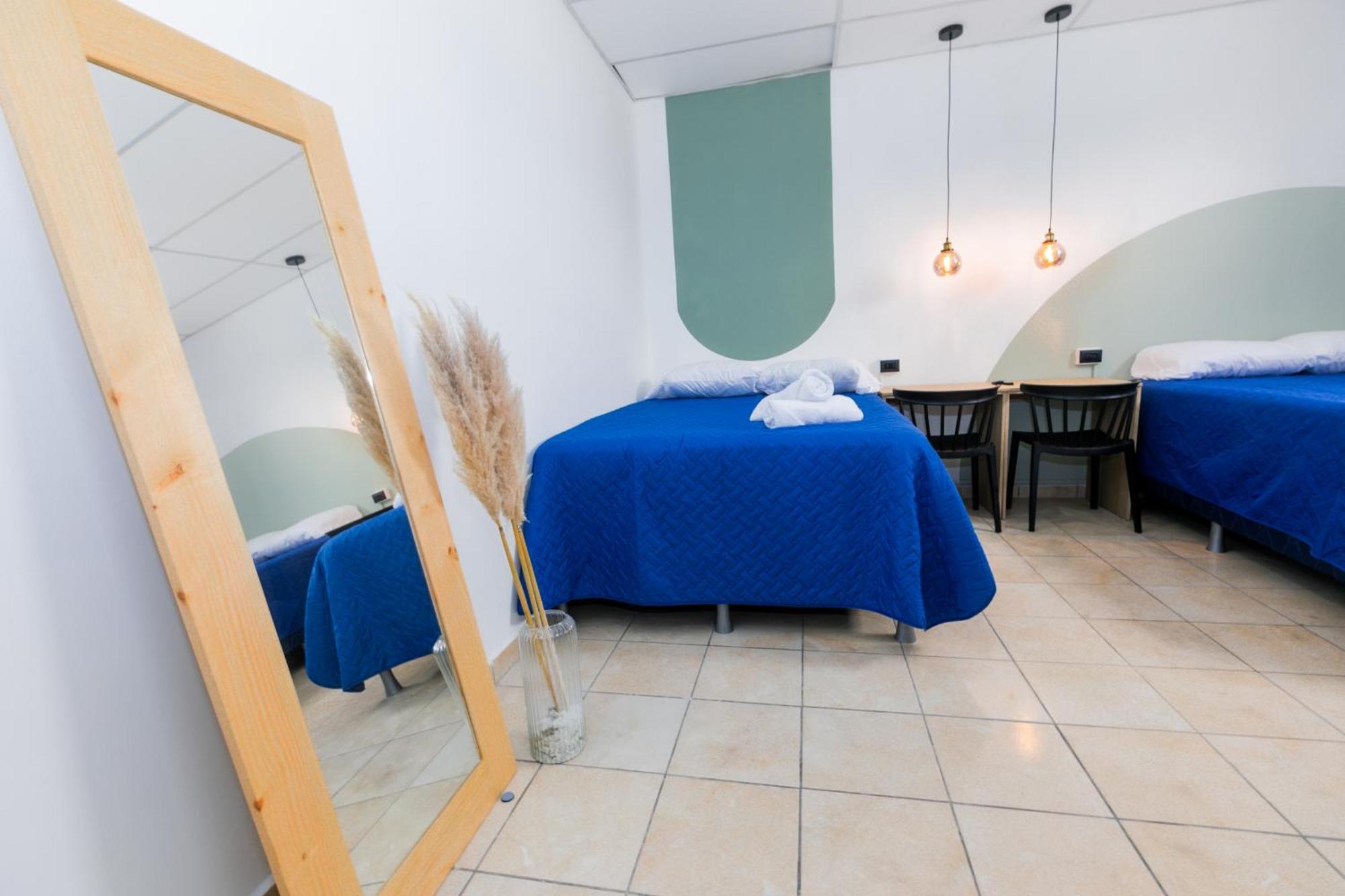 Friendly House Hotel Santa Tecla Bagian luar foto