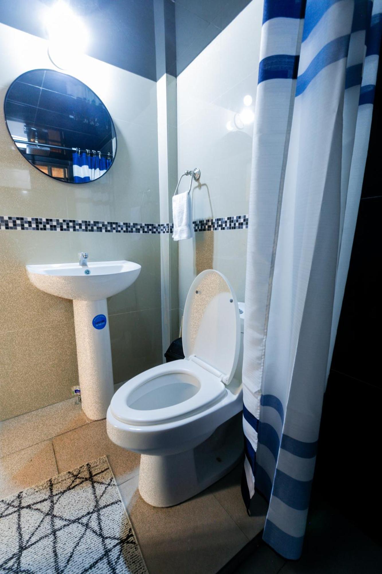 Friendly House Hotel Santa Tecla Bagian luar foto